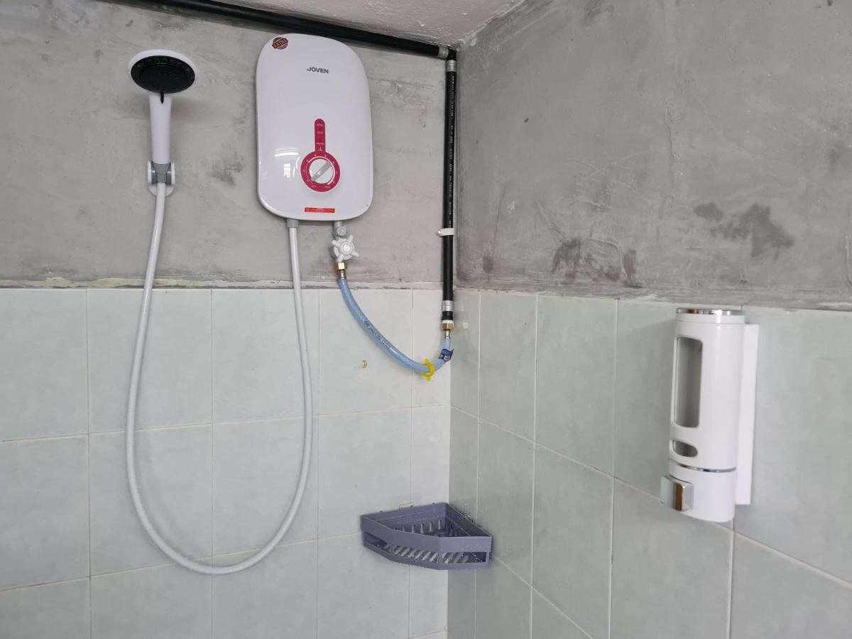 Lot 85 Seremban Town New Cozy Homestay Lobak Roomstay Exterior foto